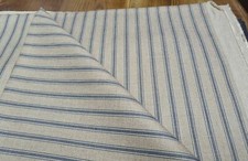 CURTAINS IN ART OF THE LOOM