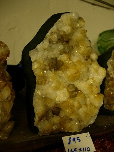 Citrine geode specimen nov - citrine,