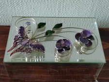 MIRRORED BUTTERFLY DECORATED