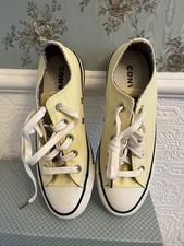 NEW CONVERSE SIZE UK 4 SOFT