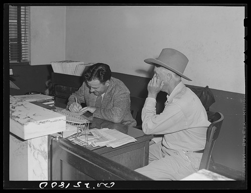 Photo 1930s 1940s - men, at