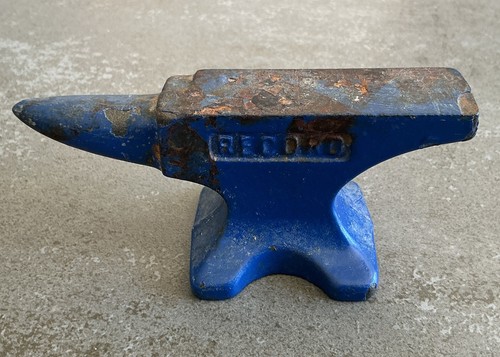 Vintage record anvil 0742 - record, no