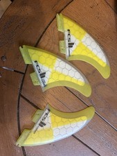 FCS II Surfboard Fins Set Carver 3 Piece