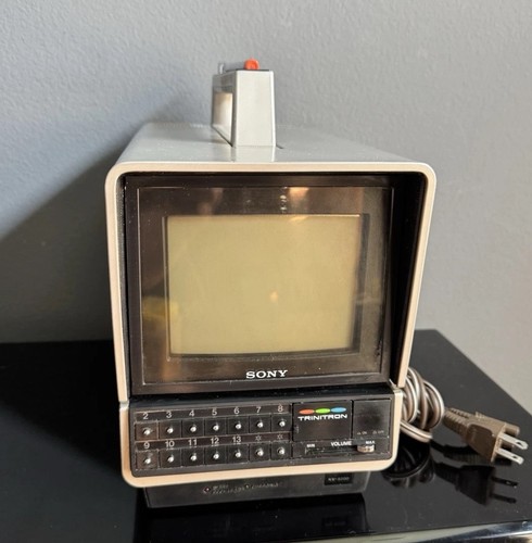 Vtg sony trinitron analog - trinitron, 5"