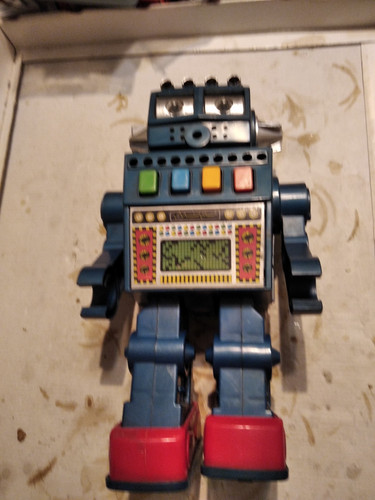 Robot hong kong 1970s - robot,