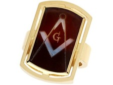 Vintage 3.31ct Agate and 18ct Yellow Gold Masonic Ring Circa 1950