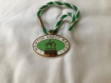 Horse Racing Members Enamel Badge NEWTON ABBOTT 2006