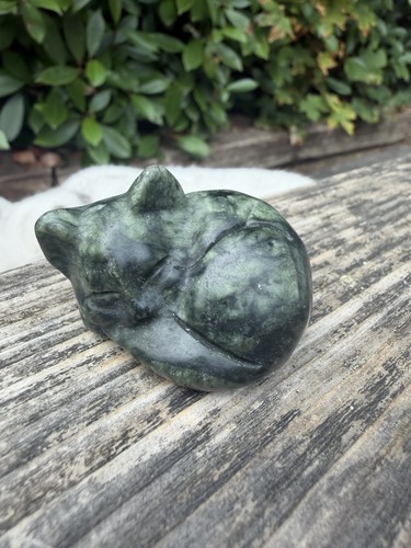 Green jade sleeping - green,