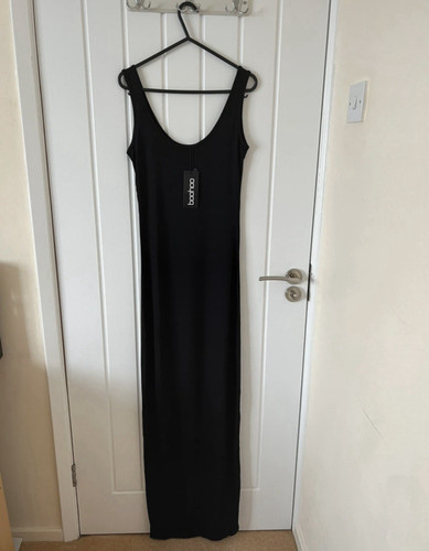 Boohoo black scoop neck maxi - neck,