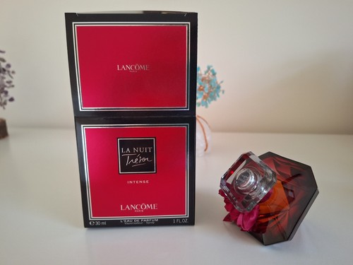 Nuit tresor intense - tresor, eau