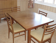 Extendable 'Meredew Furniture' Teak Dining Table and Chairs