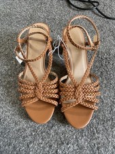 Ladies Strappy Sandals Size 7 New