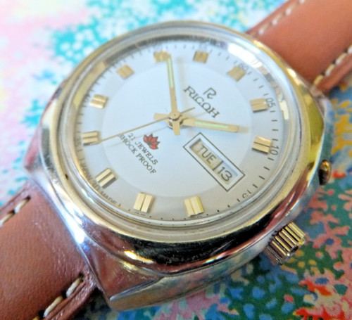 Tone white dial - white,