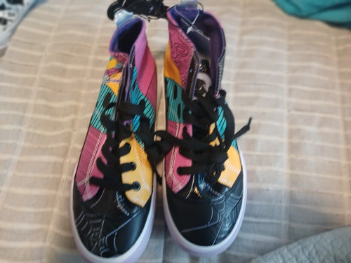 Woman disney new - new, nwt