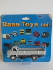 Base Toys TS-02 Grey Thames