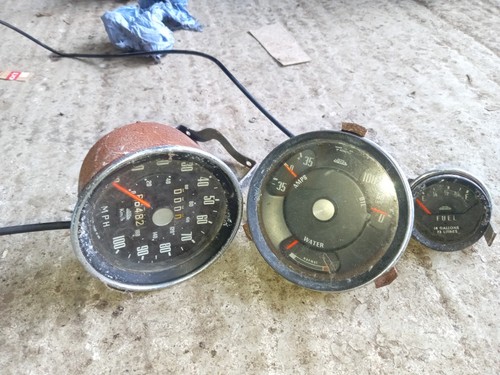 British jaeger dials - british, removed