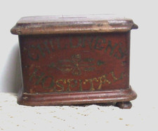 VINTAGE ANTIQUE WOODEN