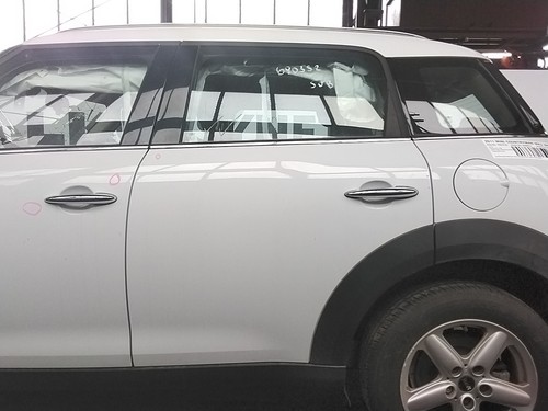 Rear passenger door left - rear,