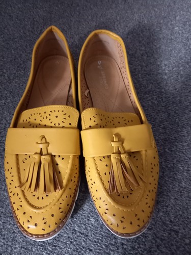 Ladies size shoes from - size,
