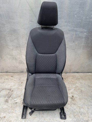 Toyota yaris seat - toyota, front