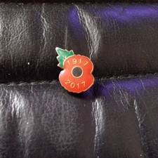 Remembrance Poppy - Enamel Pin