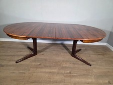 Danish Rosewood Mid-Century 1960s Round Extending Dining Table
