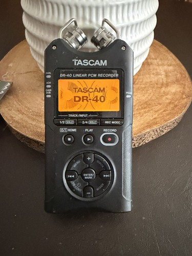 Tascam linear pcm - dr-40,