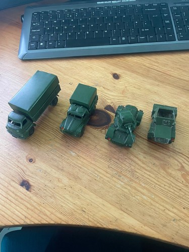 Dinky toys army - army,