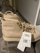 Adidas Superstar boot Beige