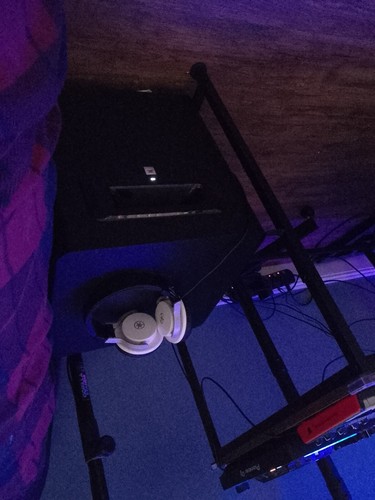 Jbl lsr310s - jbl,