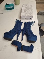 Hella Heels Boots Size UK11, 7 Inch Teal Blue, protectors included 