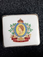 Royal Harvey Square Box