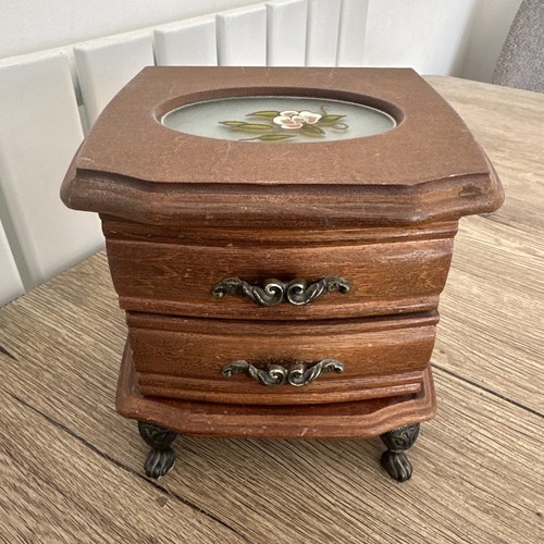 Beautiful wooden jewelry box - jewelry,