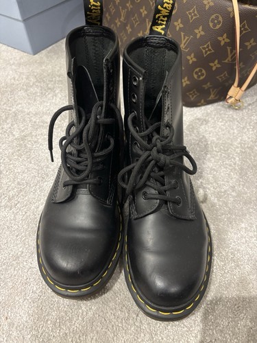 Martens boots - dr,