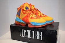 Size 10 - Nike Space Jam x