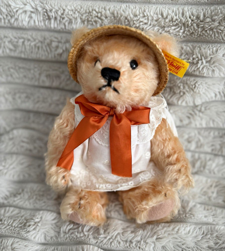 Steiff days the week - the,