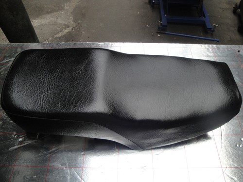 Suzuki 400 seat saddle - 400,
