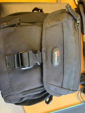 Lowepro Nova 140 Aw Camera