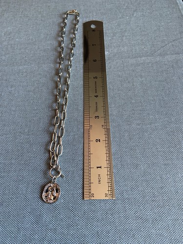 Gold tone chunky chain coin - tone,