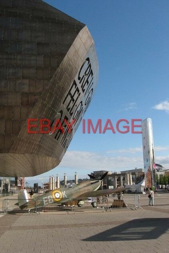 Photo spitfire cardiff bay - photo, in
