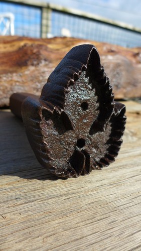 Antique heavyweight iron - antique,