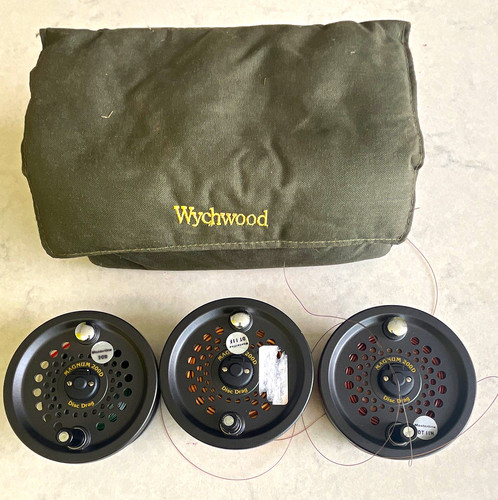 Wychwood magnum 200d - wychwood, black