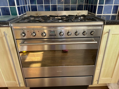Freestanding cooker gas - gas, hob