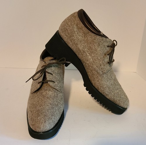 Women parlanti italy felted - italy,