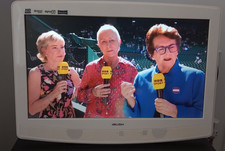 BUSH 22 Inch TV White BTVD91216W HD Ready LCD Freeview