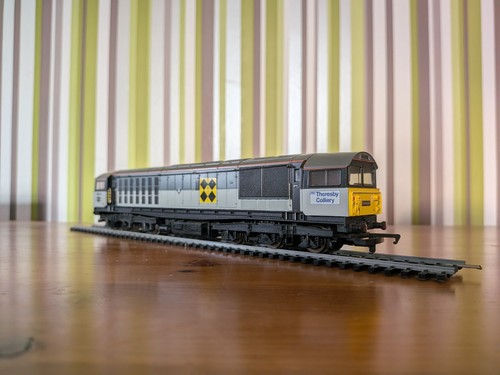 Hornby r2345 class 58046 - 58,