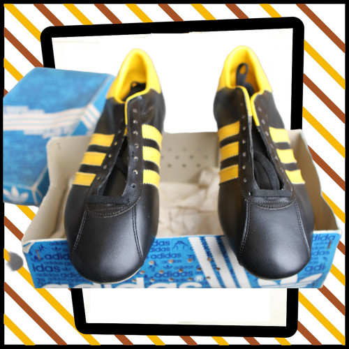 70s adidas boxed unworn - boxed,