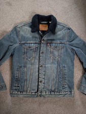 Levi's Men's Blue Sherpa Denim Trucker Jacket Size Medium Red Tab