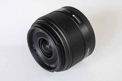 Sigma 19mm dn auto - 19mm, f2.8