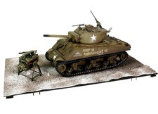 Forces of Valor 1:32 US M4A3E2